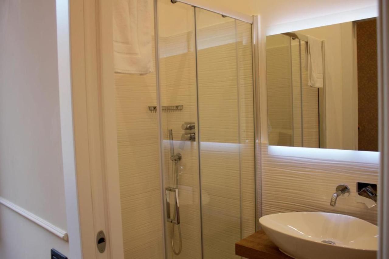 52 Vespasiano Vatican Suites Rome Ruang foto